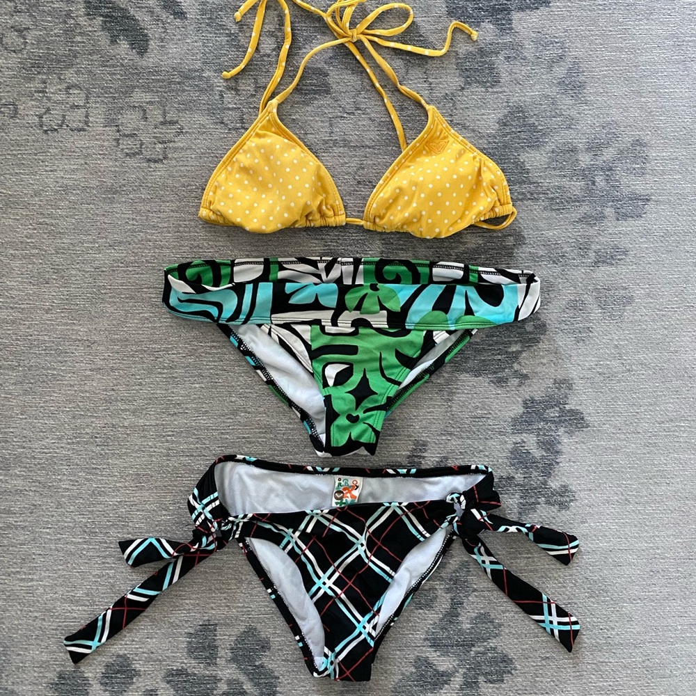 VINTAGE Roxy bikini mix and match